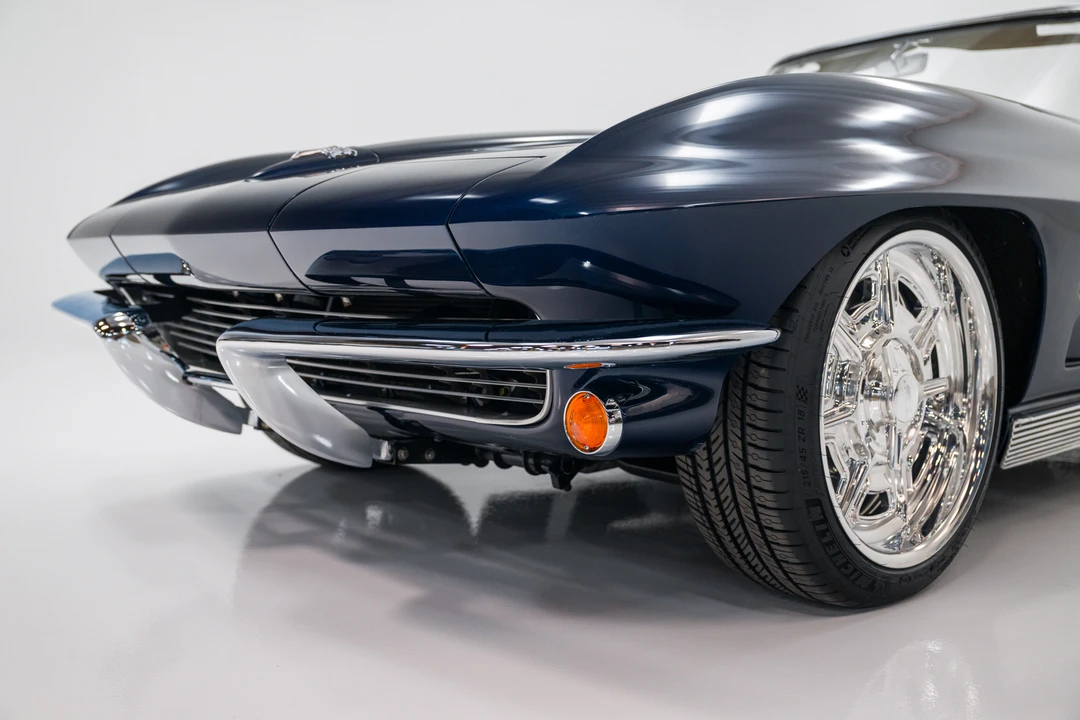 1963 Chevrolet Corvette C2 - Image 30 of 31