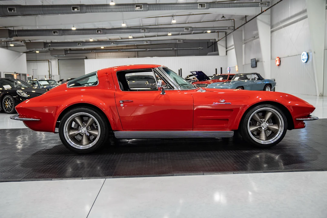 1963 Chevrolet Corvette C2 - Image 15 of 31