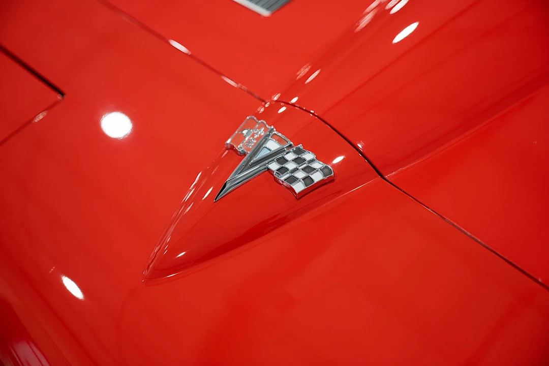 1963 Chevrolet Corvette C2 - Image 22 of 31