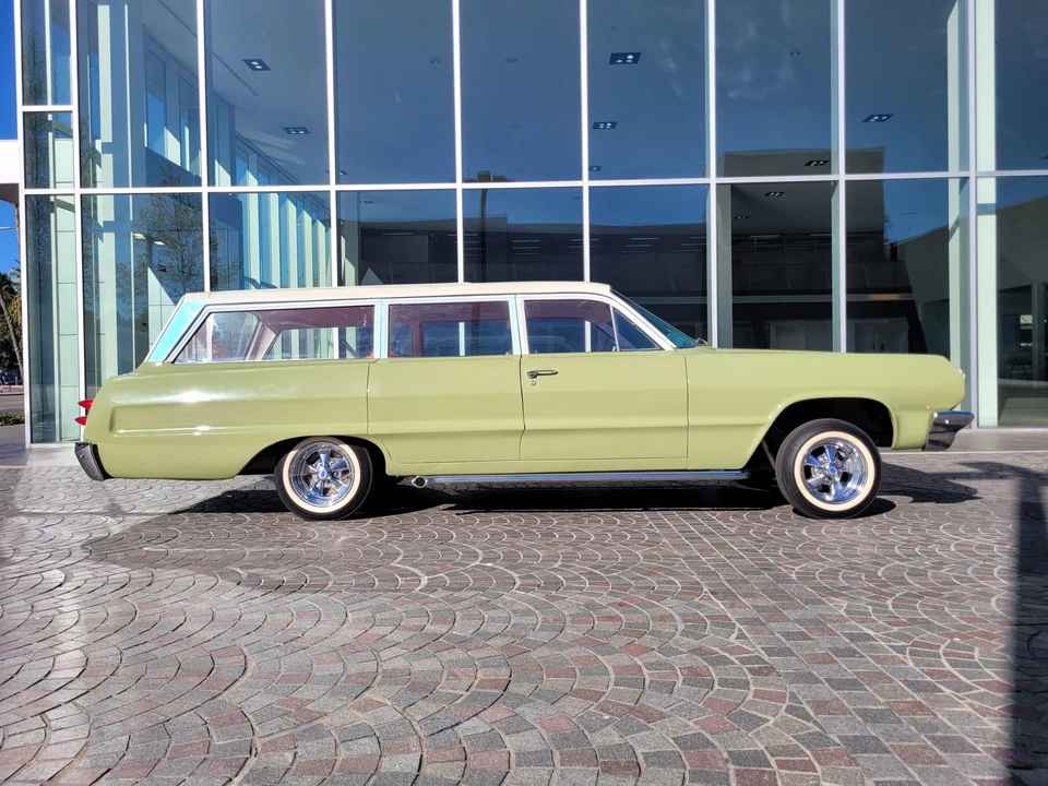 1964 Chevrolet Biscayne - Image 17 of 31