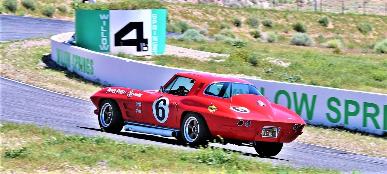 1964 Chevrolet Corvette C2 - Image 11 of 31