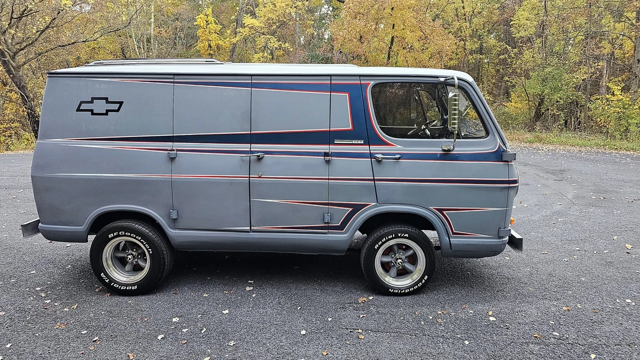 1964 Chevrolet G-Series Van - Image 14 of 31