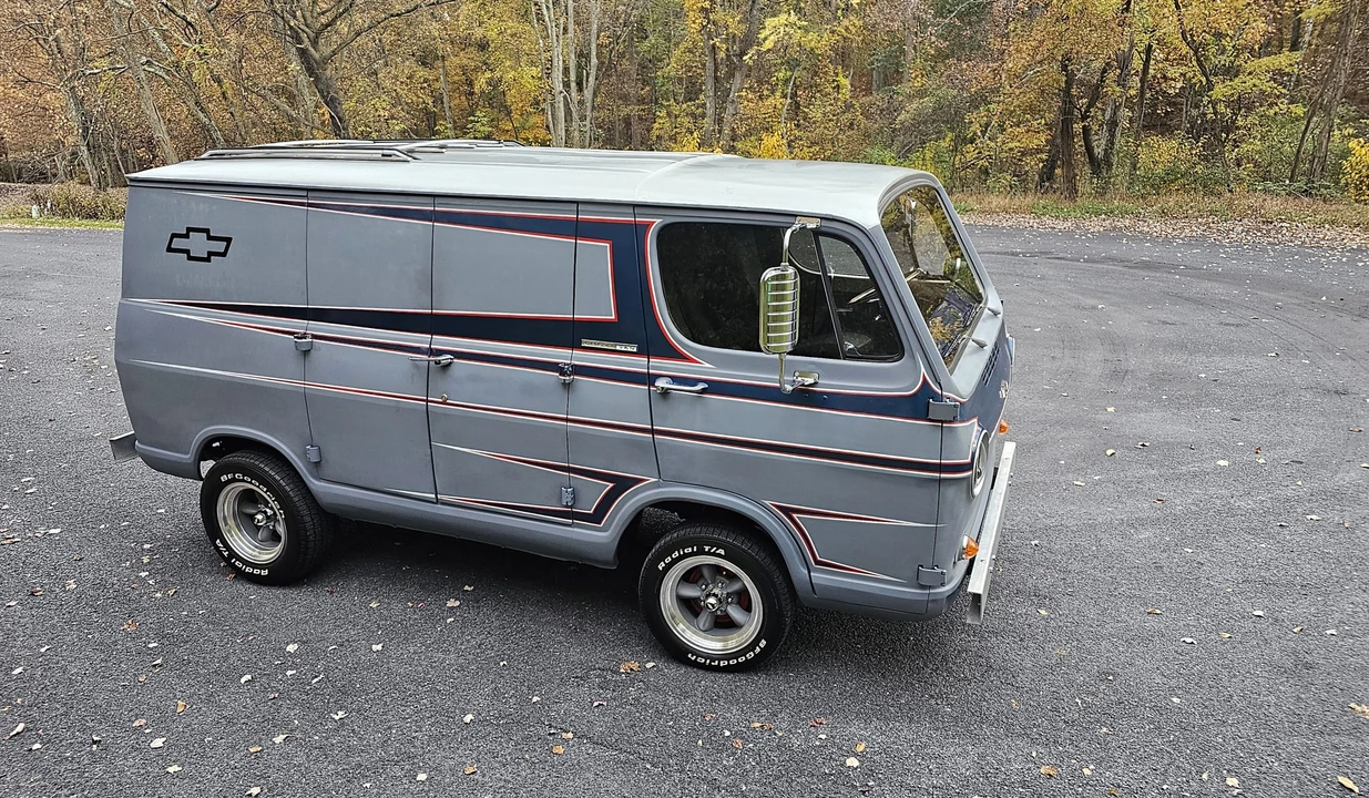 1964 Chevrolet G-Series Van - Image 15 of 31