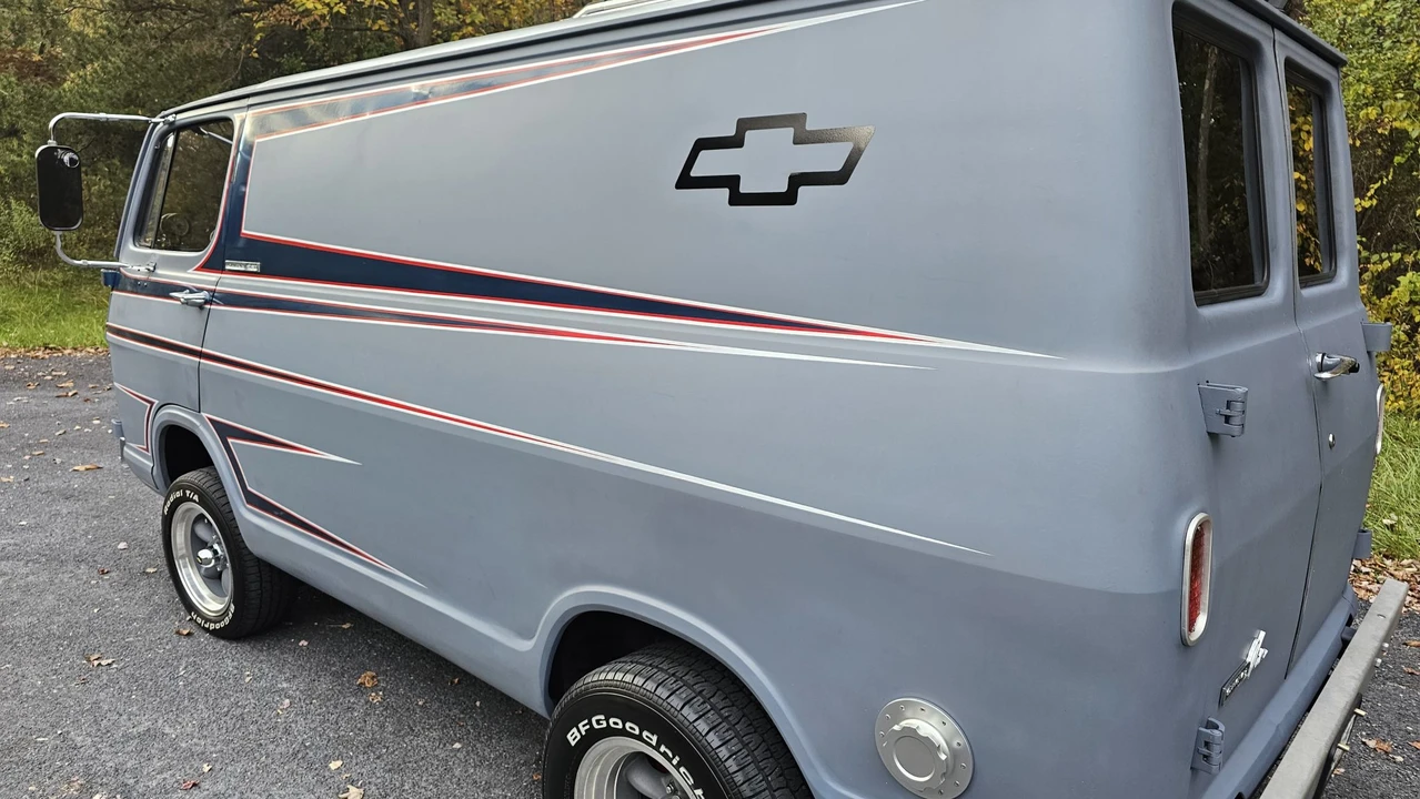 1964 Chevrolet G-Series Van - Image 18 of 31