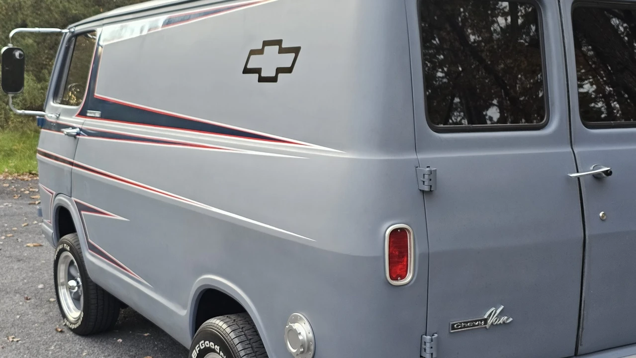 1964 Chevrolet G-Series Van - Image 19 of 31