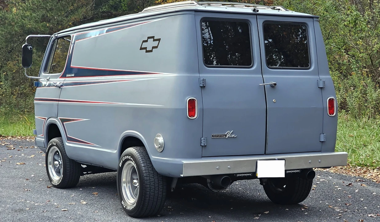1964 Chevrolet G-Series Van - Image 13 of 31