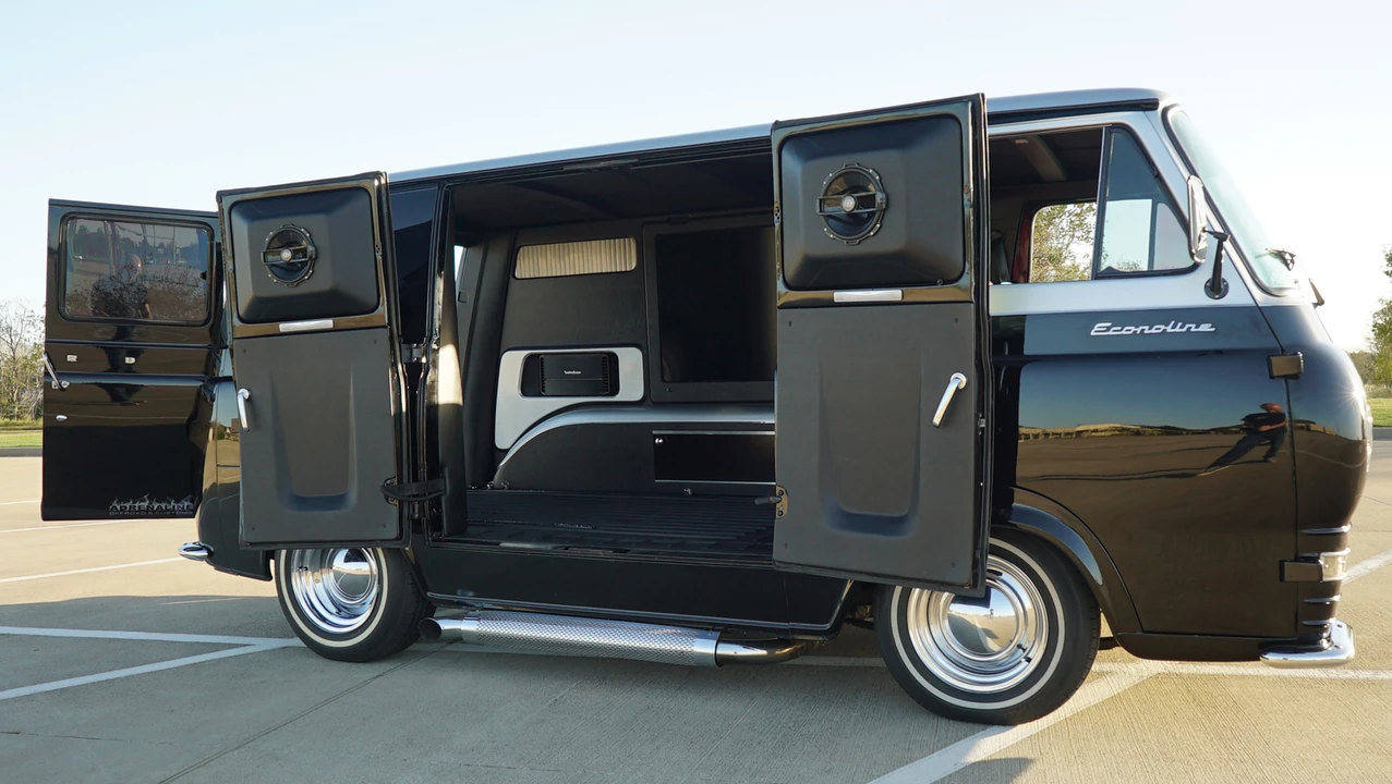 1964 Ford Econoline Van - Image 22 of 31