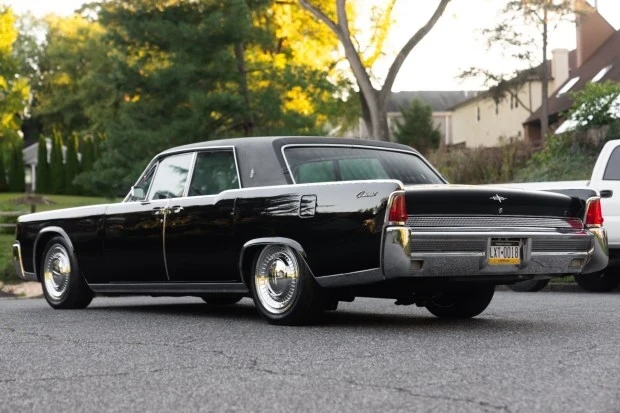 1964 Lincoln Continental 4th Gen - Image 2 of 8