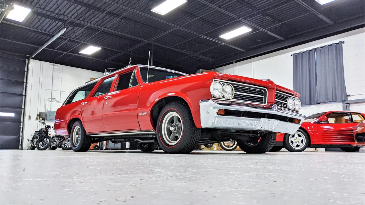 1964 Pontiac Tempest - Image 16 of 31