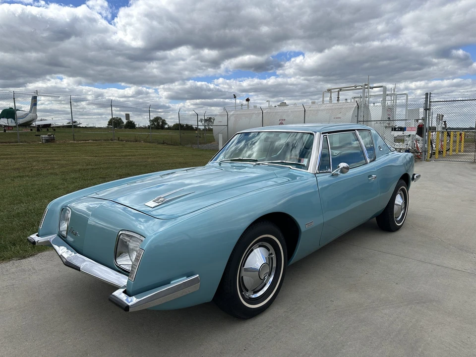1964 Studebaker Avanti - Image 7 of 31