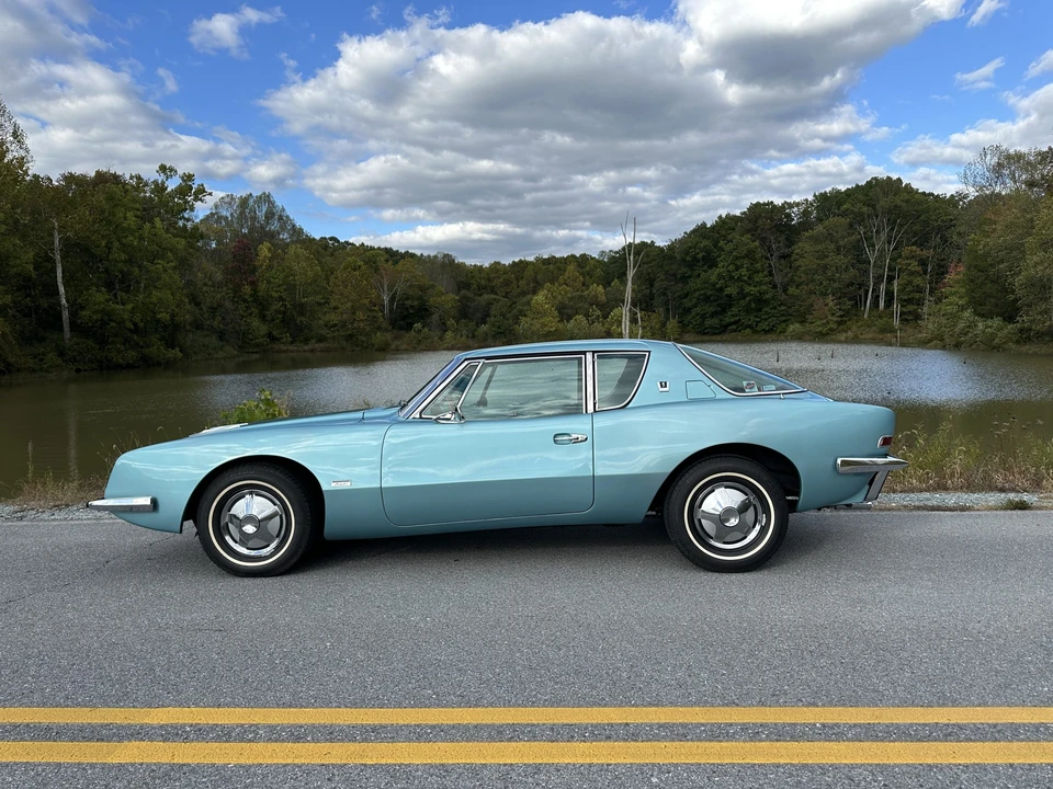 1964 Studebaker Avanti - Image 14 of 31