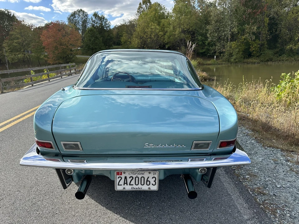 1964 Studebaker Avanti - Image 21 of 31