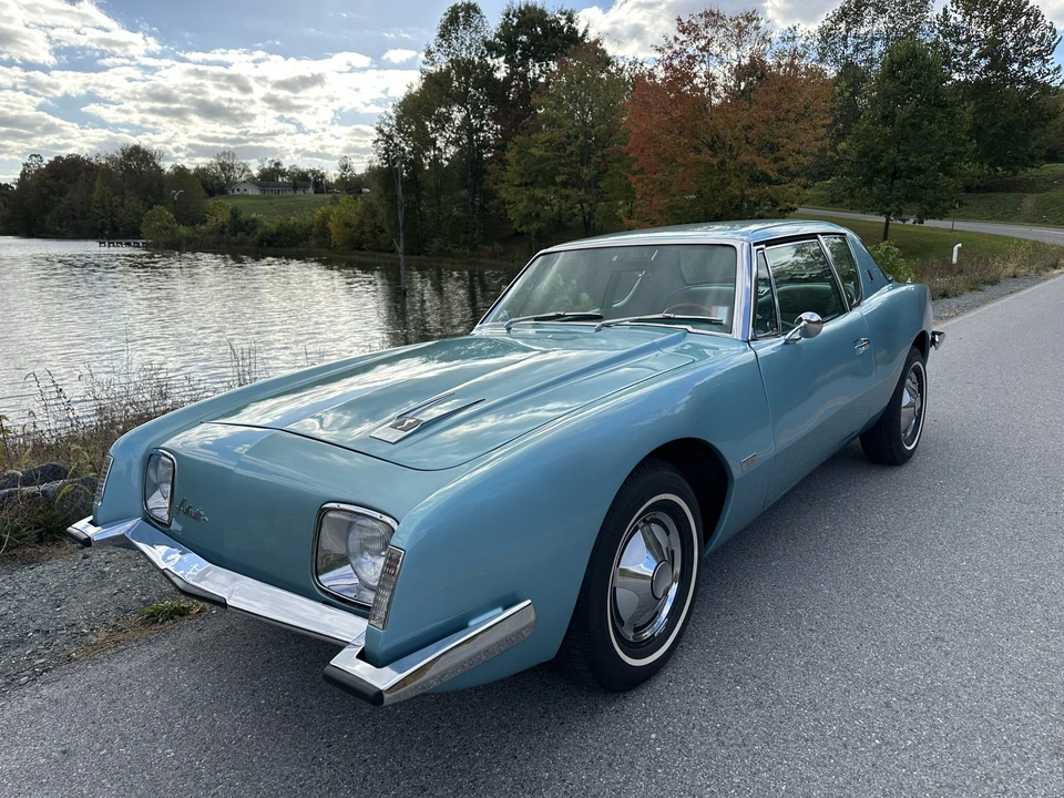 1964 Studebaker Avanti - Image 6 of 31