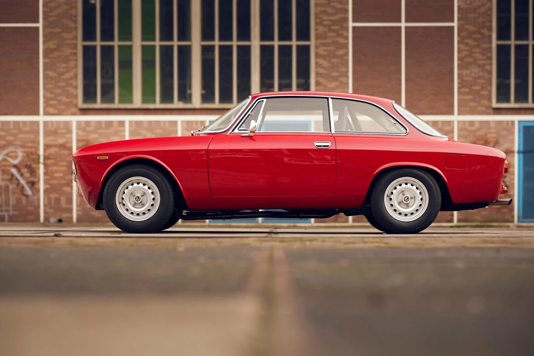 1965 Alfa Romeo Giulia Sprint GT - Image 20 of 31