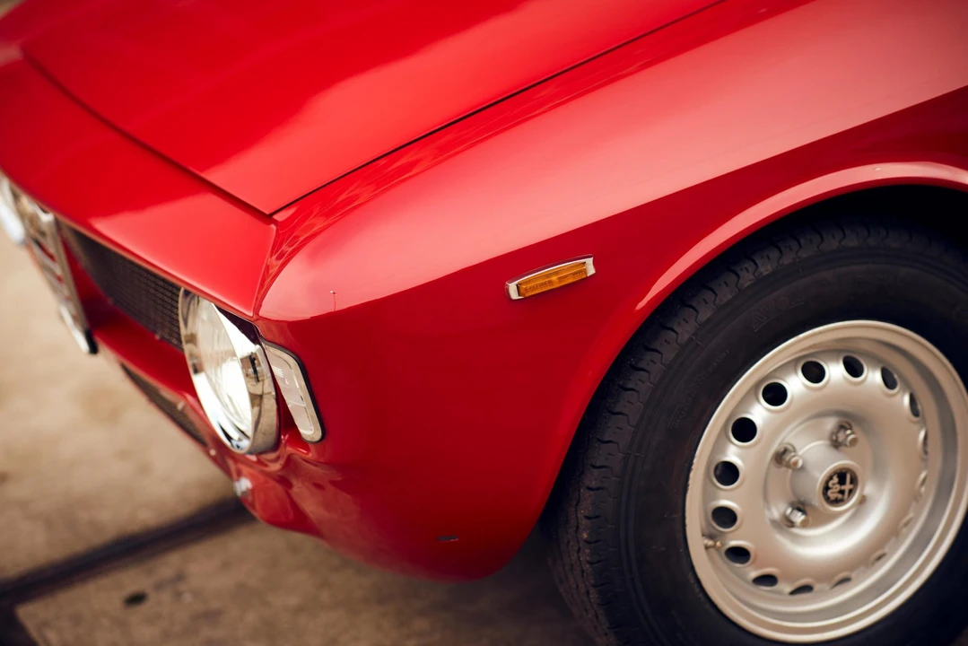 1965 Alfa Romeo Giulia Sprint GT - Image 27 of 31