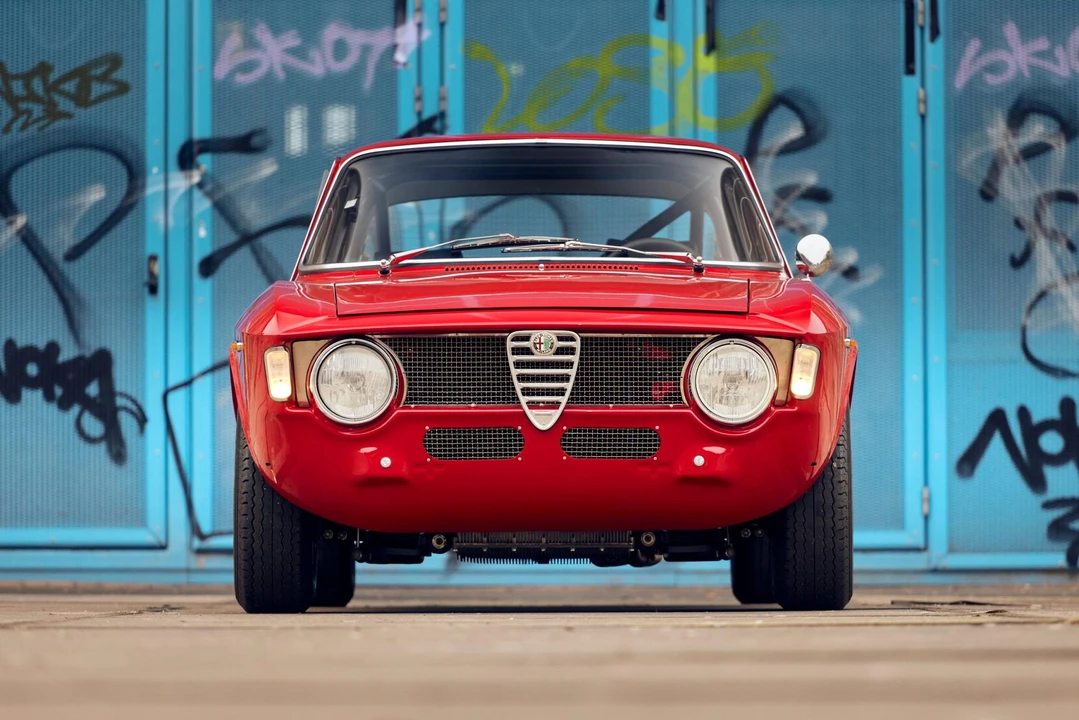 1965 Alfa Romeo Giulia Sprint GT - Image 12 of 31