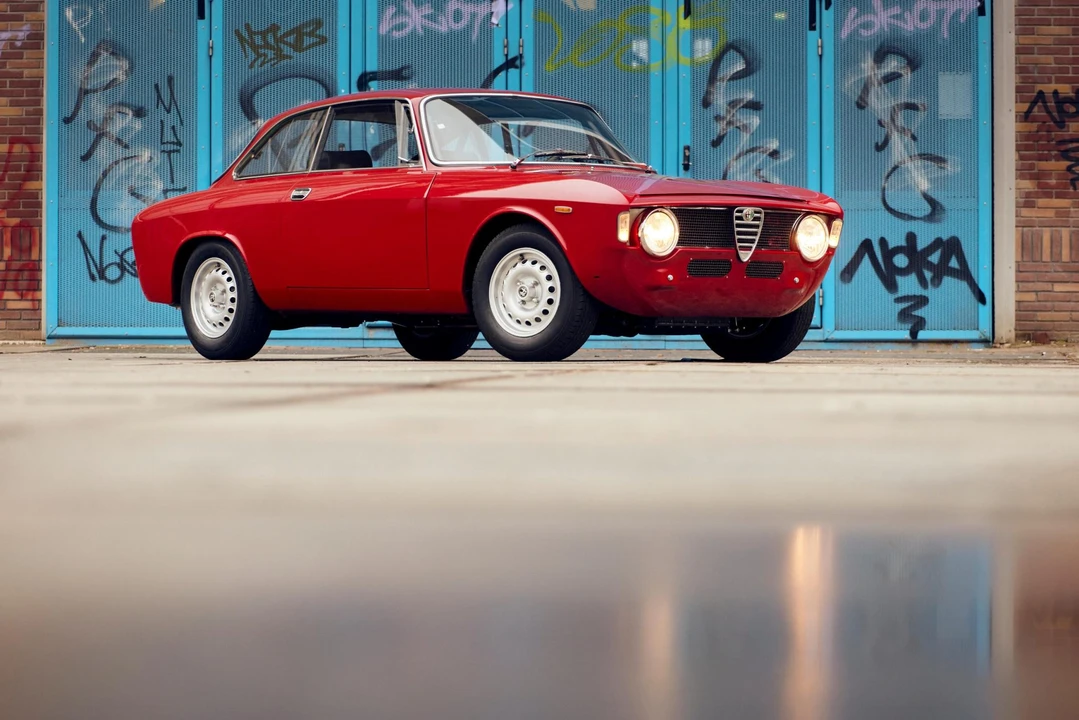 1965 Alfa Romeo Giulia Sprint GT - Image 10 of 31