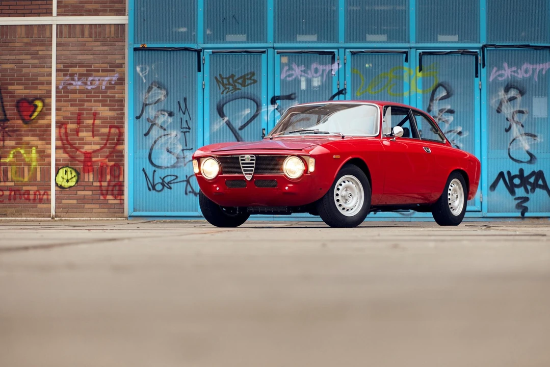 1965 Alfa Romeo Giulia Sprint GT - Image 2 of 31