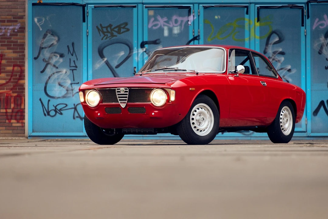 1965 Alfa Romeo Giulia Sprint GT - Image 3 of 31