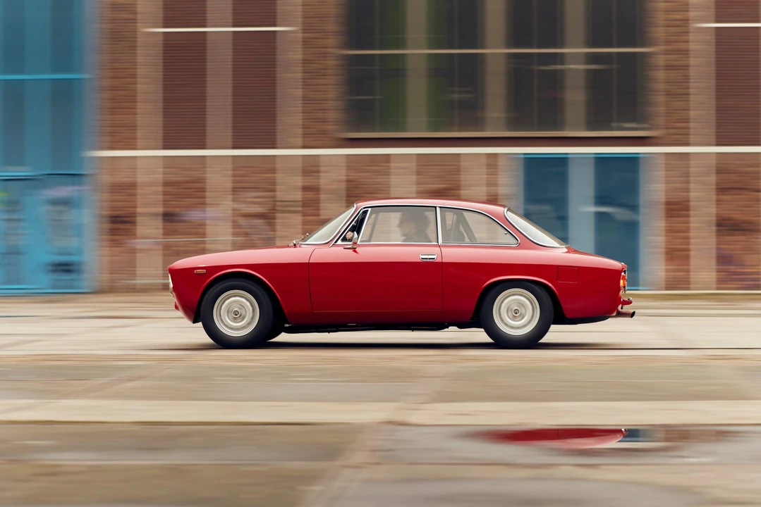 1965 Alfa Romeo Giulia Sprint GT - Image 23 of 31
