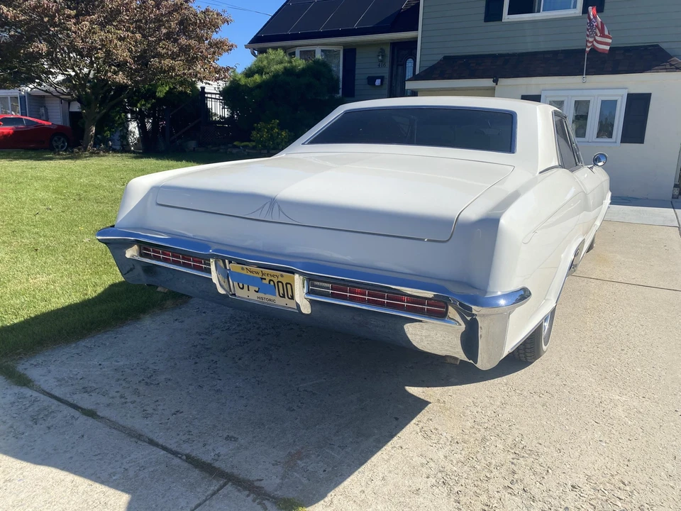 1965 Buick Riviera 1st Gen - Image 9 of 31
