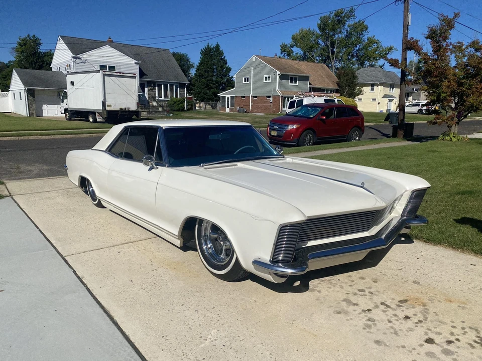 1965 Buick Riviera 1st Gen - Image 15 of 31