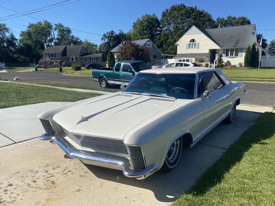 1965 Buick Riviera 1st Gen - Image 3 of 31