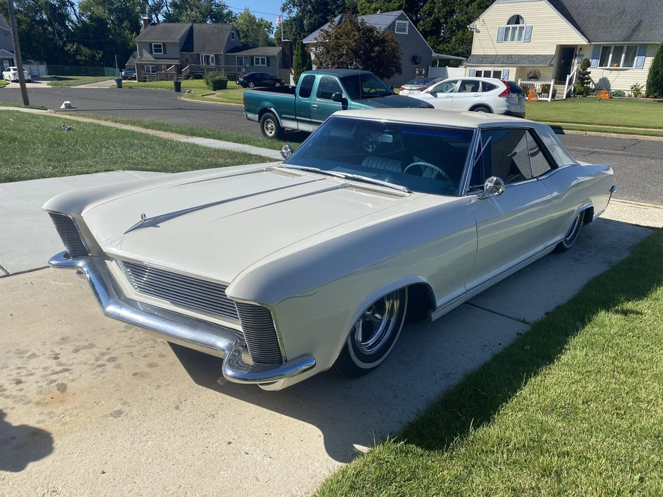 1965 Buick Riviera 1st Gen - Image 4 of 31