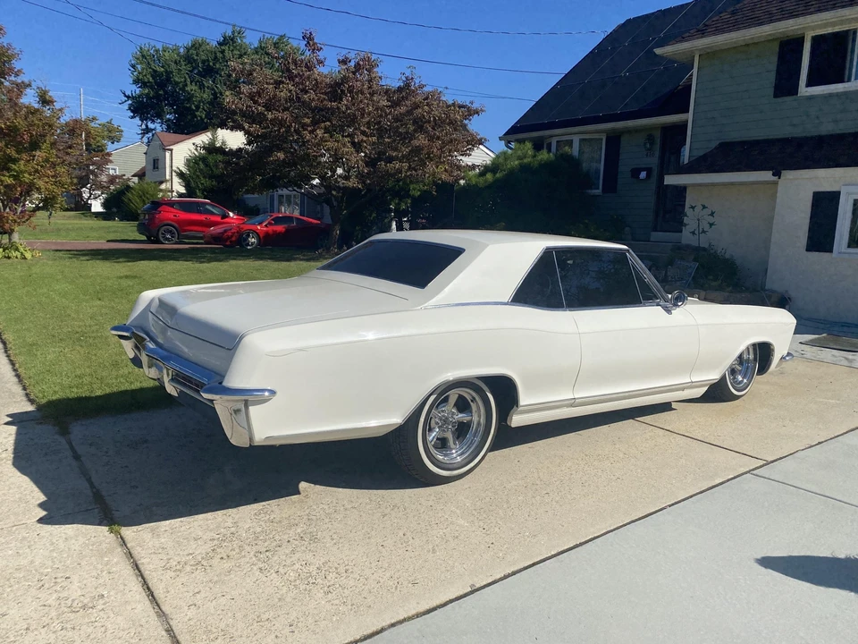 1965 Buick Riviera 1st Gen - Image 11 of 31