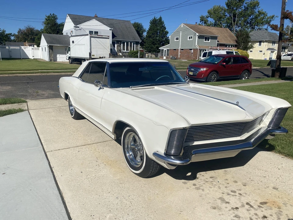 1965 Buick Riviera 1st Gen - Image 16 of 31
