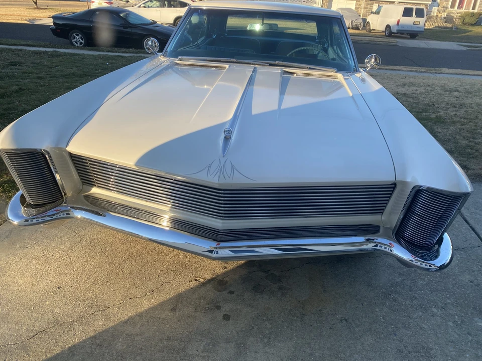 1965 Buick Riviera 1st Gen - Image 21 of 31