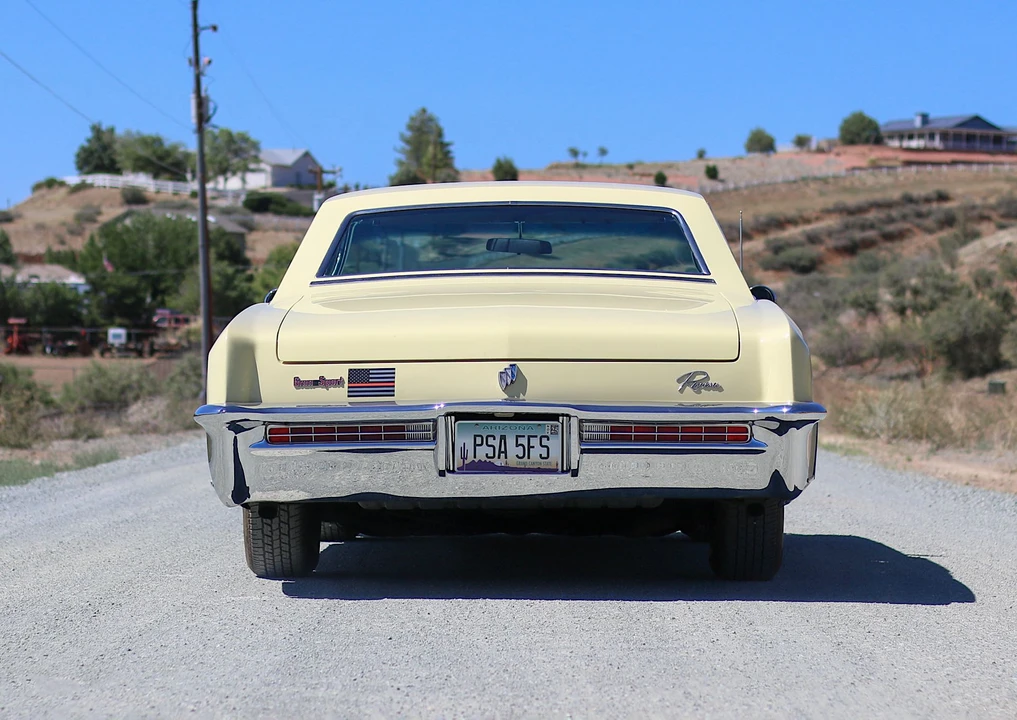 1965 Buick Riviera 1st Gen - Image 6 of 31