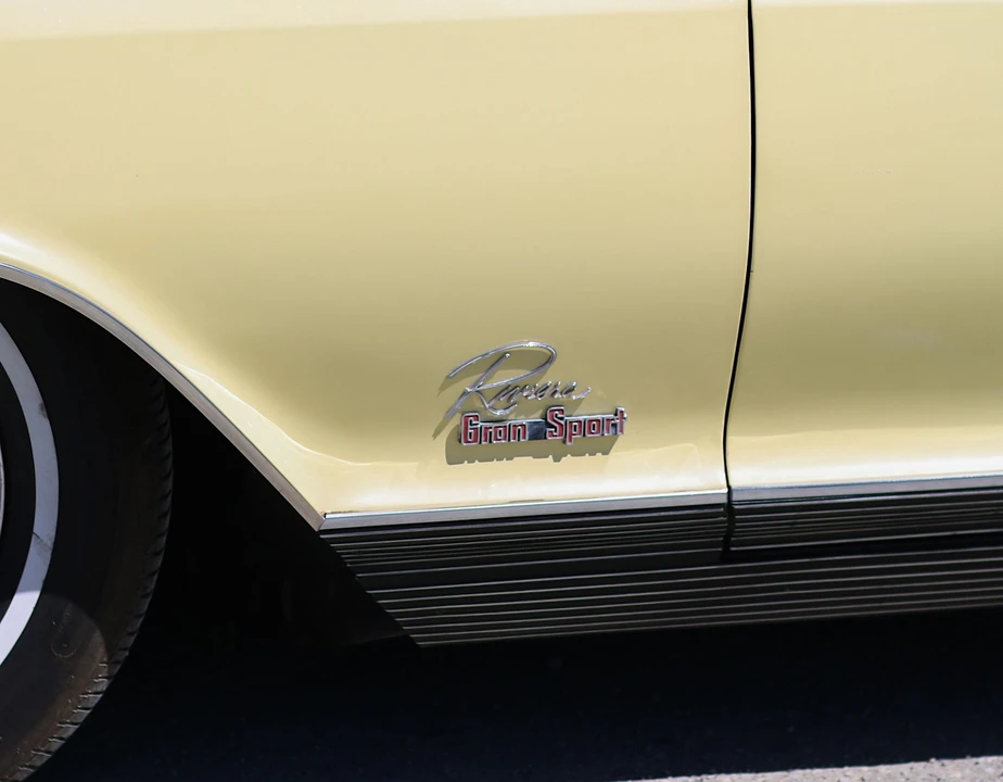 1965 Buick Riviera 1st Gen - Image 20 of 31