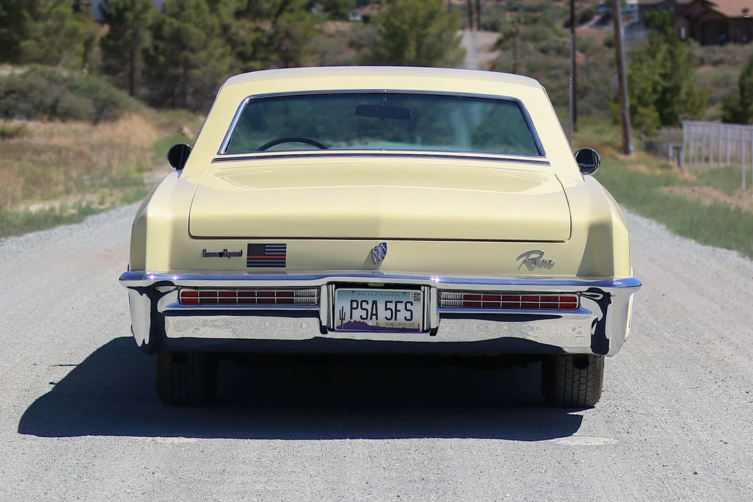 1965 Buick Riviera 1st Gen - Image 15 of 31