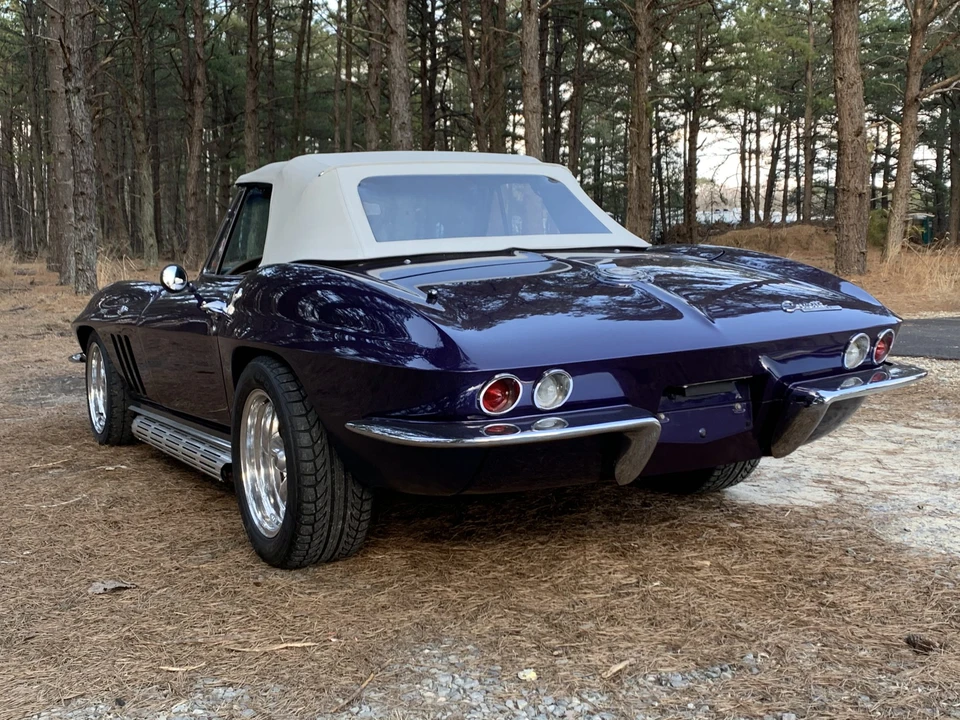 1965 Chevrolet Corvette C2 - Image 14 of 31