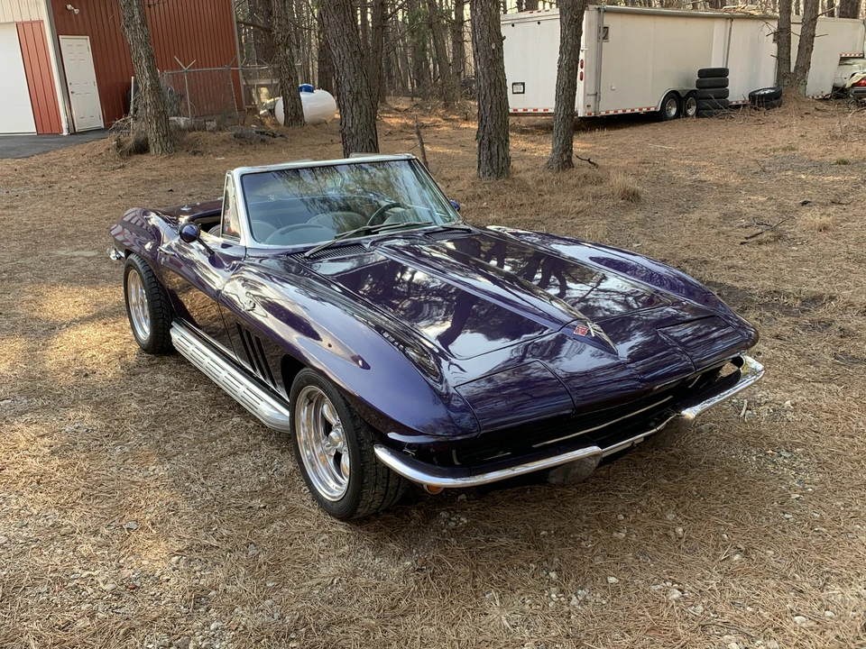 1965 Chevrolet Corvette C2 - Image 22 of 31