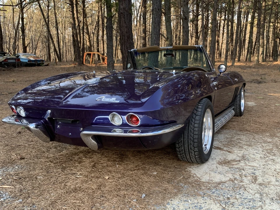 1965 Chevrolet Corvette C2 - Image 18 of 31