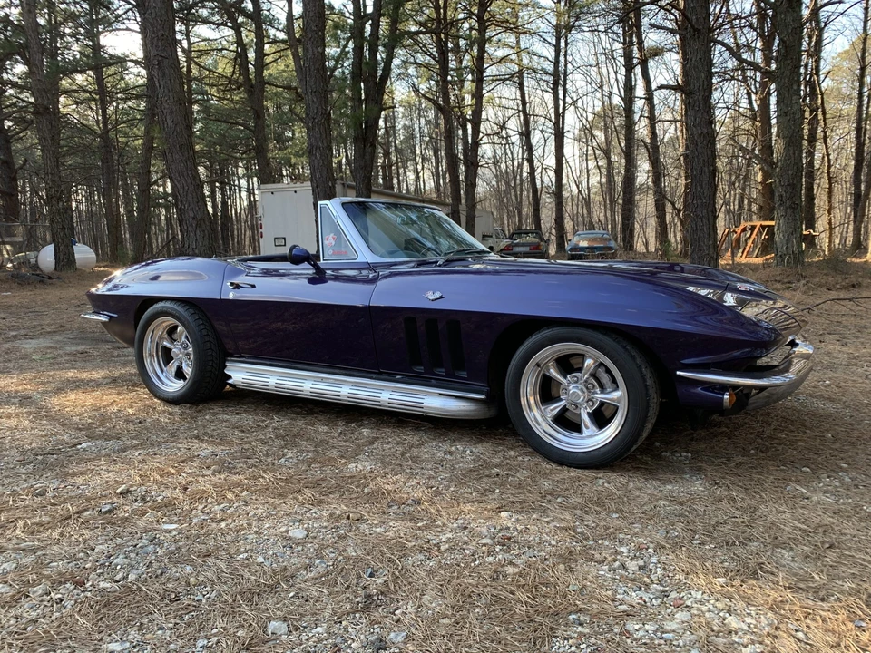 1965 Chevrolet Corvette C2 - Image 2 of 31