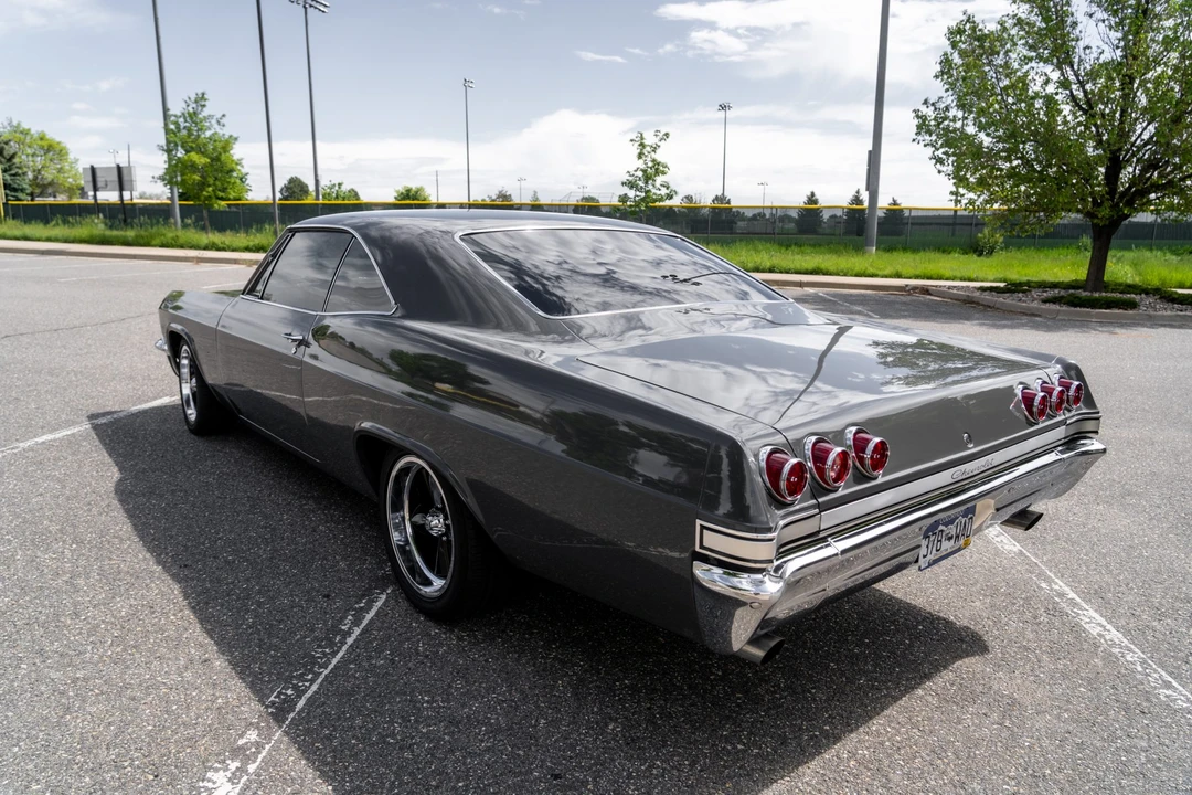 1965 Chevrolet Impala 4th Gen - Image 26 of 31