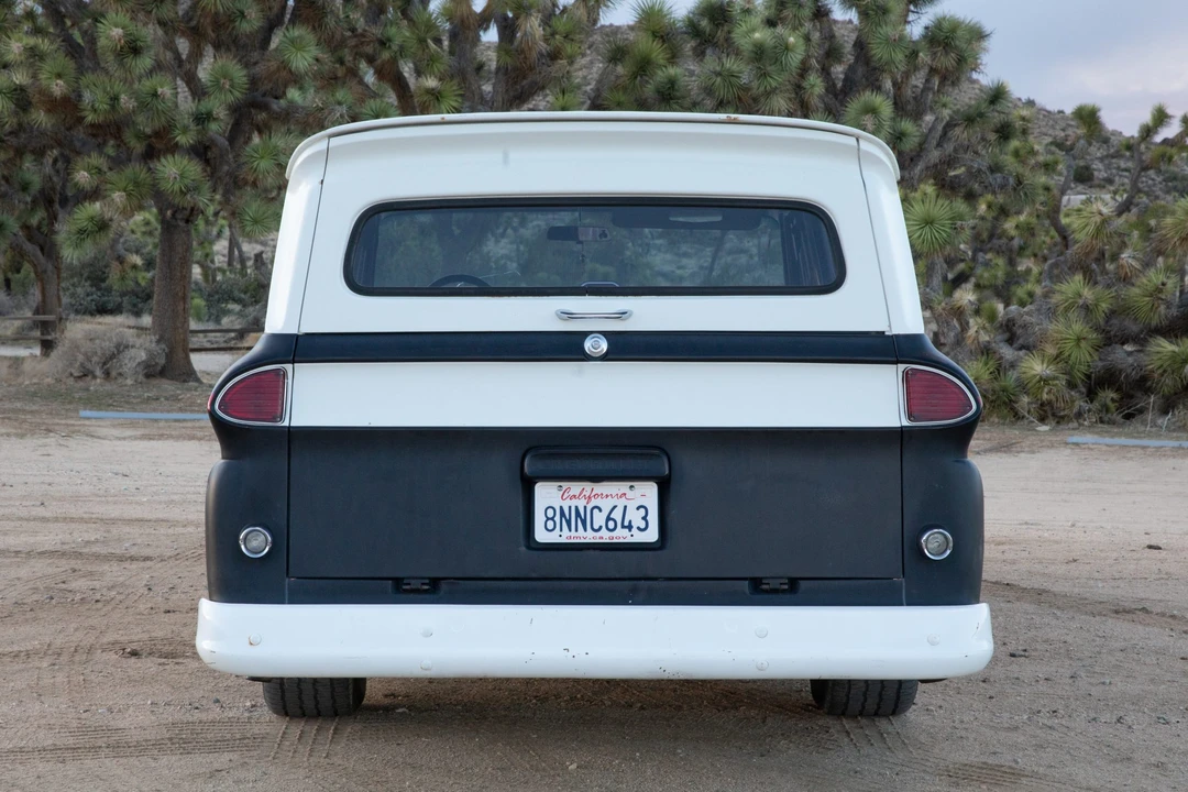 1965 Chevrolet Suburban 5th Gen - Image 10 of 31