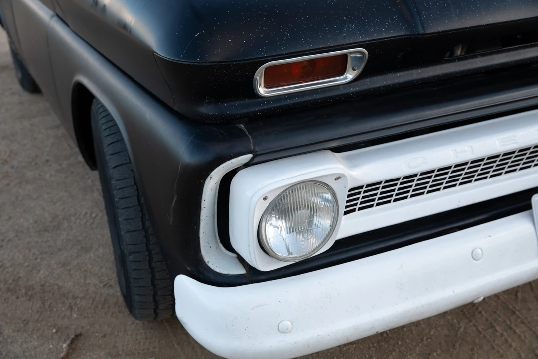 1965 Chevrolet Suburban 5th Gen - Image 13 of 31