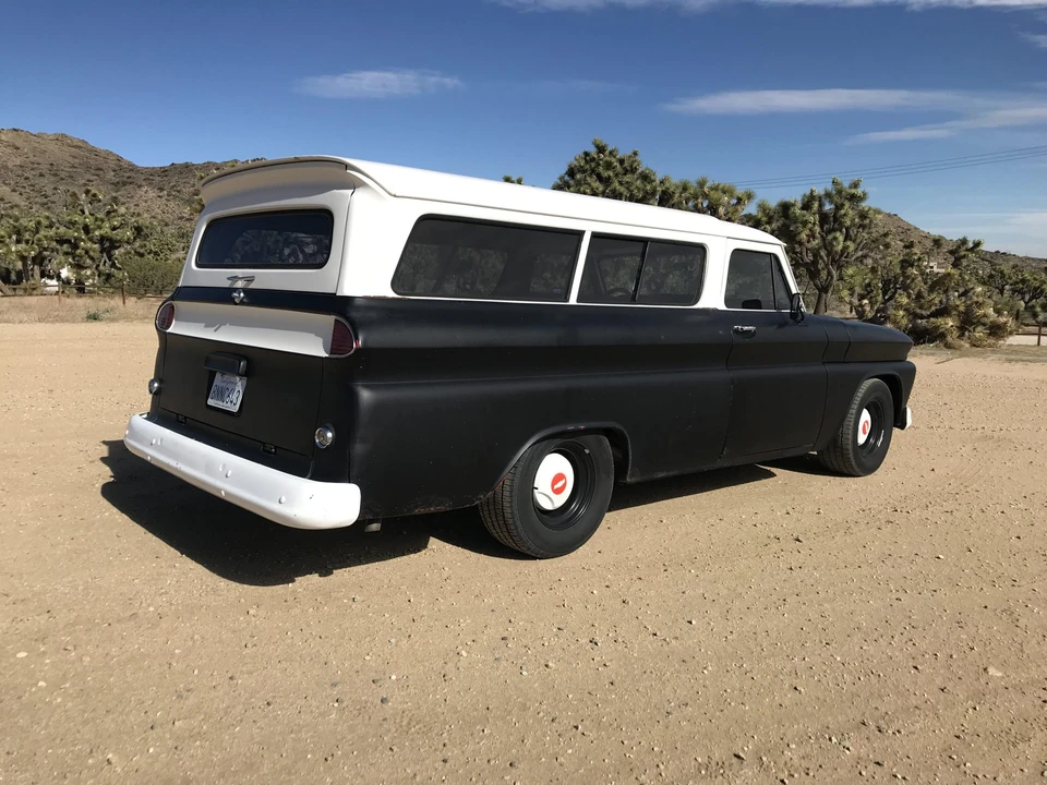 1965 Chevrolet Suburban 5th Gen - Image 8 of 31