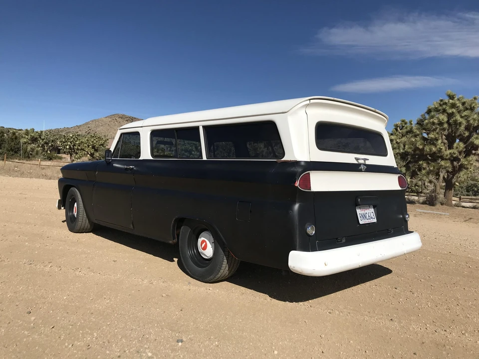 1965 Chevrolet Suburban 5th Gen - Image 12 of 31