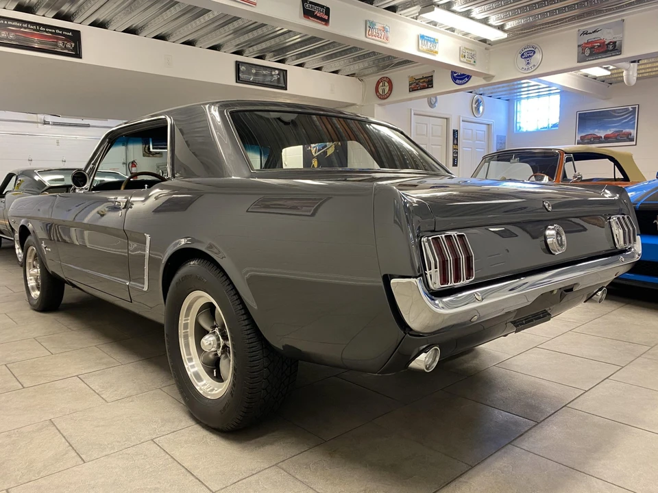 1965 Ford Mustang 1st Gen (1964.5-1966) - Image 27 of 31