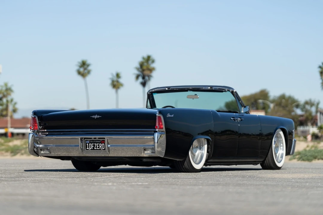 1965 Lincoln Continental 4th Gen - Image 2 of 9
