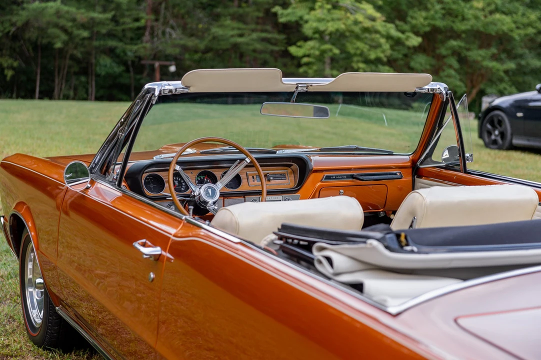 1965 Pontiac Tempest - Image 29 of 31