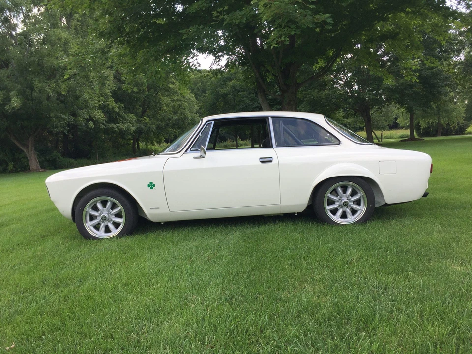 1966 Alfa Romeo Giulia Sprint GT - Image 9 of 31
