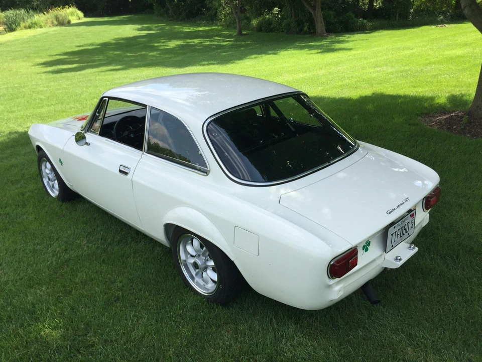 1966 Alfa Romeo Giulia Sprint GT - Image 12 of 31