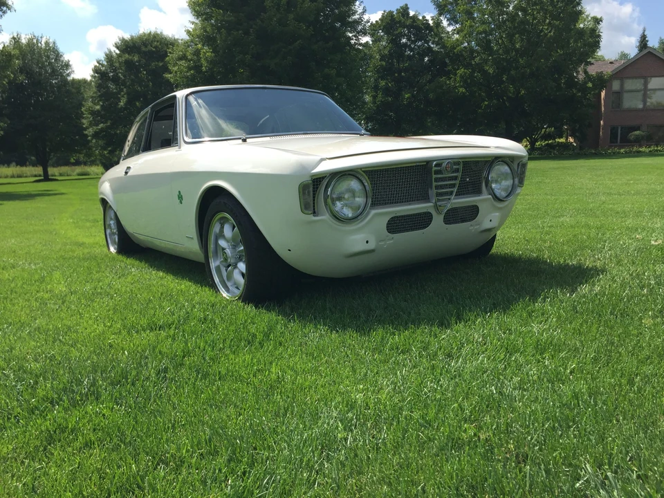 1966 Alfa Romeo Giulia Sprint GT - Image 30 of 31