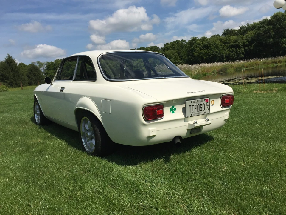 1966 Alfa Romeo Giulia Sprint GT - Image 15 of 31